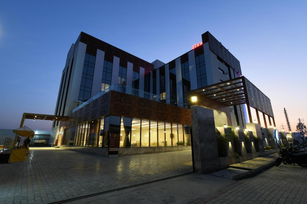 Hotel Harsha The Fern Shivamogga Exterior foto